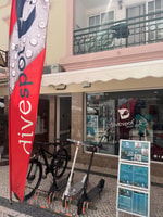 Armação de Pêra on an electric scooter - Housity