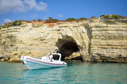 Otranto: Tour da 2h in gommone alla visita della costa Nord