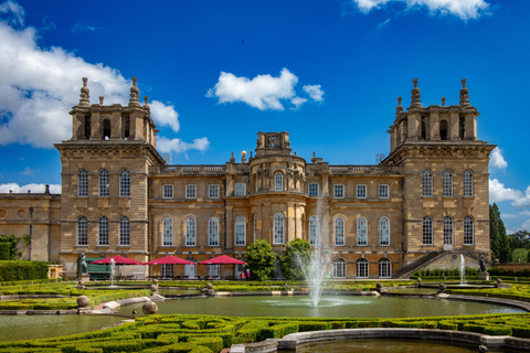 Churchill Tour im Blenheim PalaceVon Oxford aus: Private Tour zum Blenheim Palace und nach Woodstock.