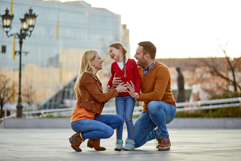 Joyful Family Walking Tour in Helsinki French Guided Tour