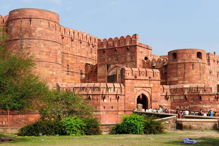 Visite du Taj Mahal au lever du soleil et du fort d'Agra avec Fatehpur SikriCircuit avec voiture, chauffeur et guide uniquement