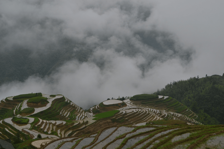 Guilin: Longji Rice Terraces Day Tour with Village Walks