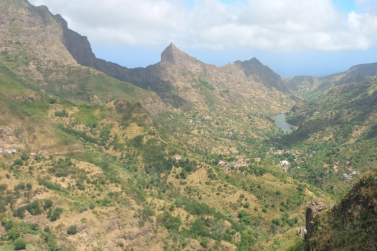 Hiking: From Serra Malagueta to Ribeira Principal