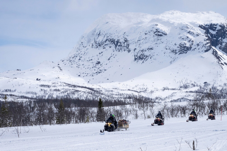 Snowmobile Safari in the mountains of Helgeland! Half-day Snowmobile Safari