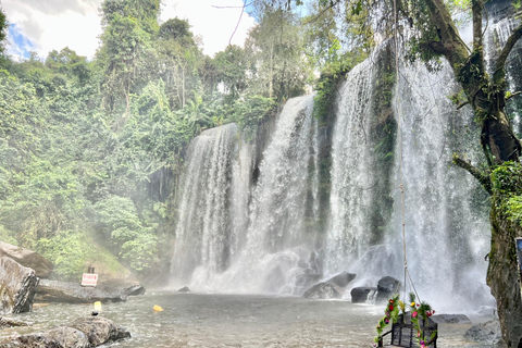 Oude stad (Phnom Kulen) en watervalOude Stad (Phnom Kulen)