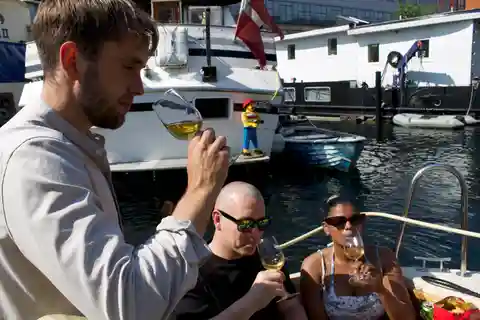 Copenhagen: Private Wine Tasting Boat Tour