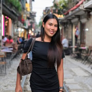 Hanoi: Train Street & Hidden Streets Private Photoshoot