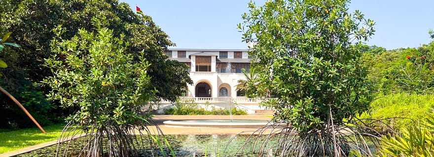 Parcours artistique à Lomé : Palais de Lomé, Paul Ahyi et plus encore