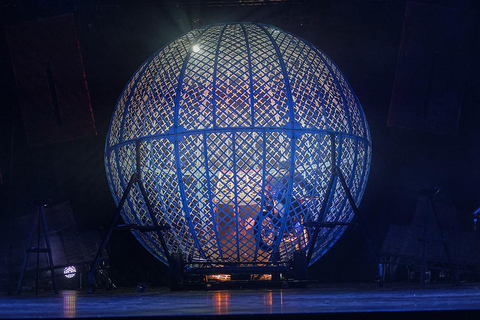 London's West End: Ticket to Cirque Berserk