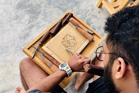 Hoi An : 3 heures de cours de sculpture sur bois avec un artiste local