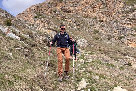 3 day trekking between mountain villages Khinaliq - Qriz Baku: 3 day trekking aroud mountain villages Guba - Khinalig