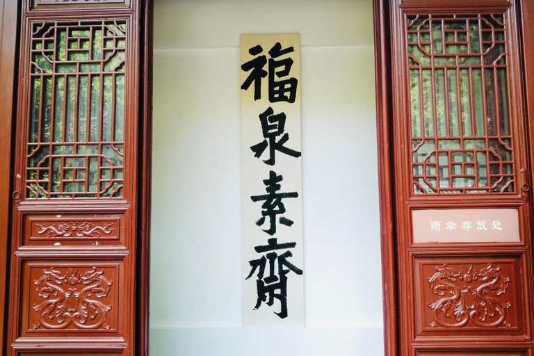 Hangzhou: Lingyin Temple & Longjing Tea Slow Day Experience Hangzhou Lingyin Temple & Longjing Tea Slow Day Experience