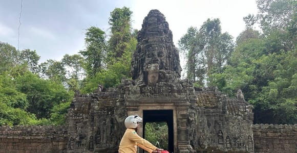 Angkor Sunrise Small Circuit Solo Motorbike Tour