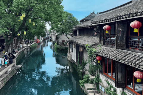 Shanghai Zhouzhuang Water Town Guided Tour with Free Time
