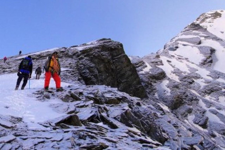 Wspinaczka na szczyt Yubra Himal