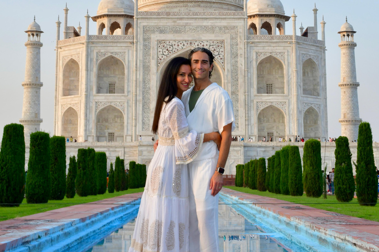 From New Delhi: Agra and Jaipur Tour with Transfers From Delhi: Mughal & Rajput Culture Journey with Entry Fees