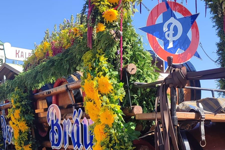 Oktoberfest Experience in Munich: Sightseeing Tour with Bavarian Beer and Food