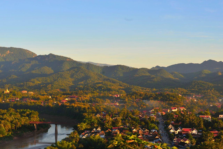 Luang Prabang: Full-Day City with Night Market Private Tour