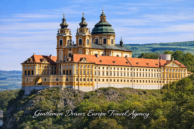 Vienna: Private Melk, Mondsee, Hallstatt, & Salzburg Tour