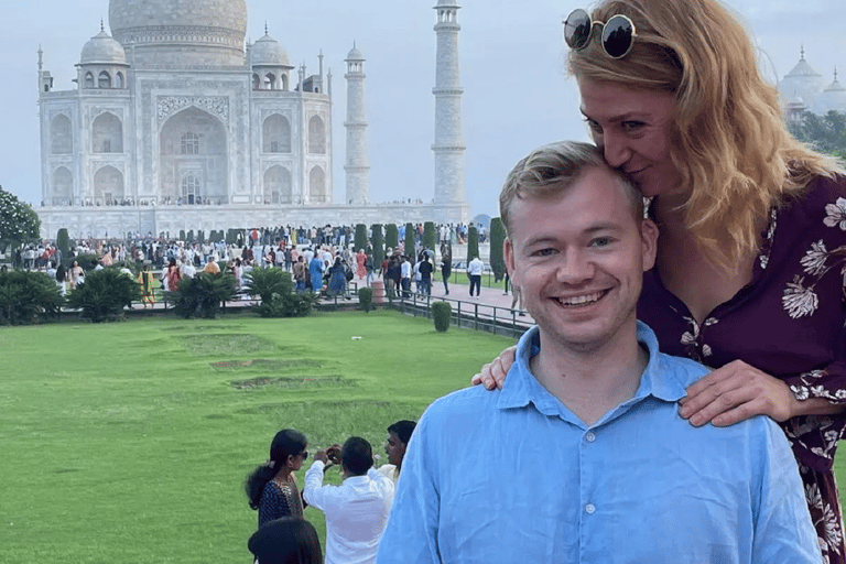From Delhi: Overnight Taj Mahal & Agra City Tour by Car Private Tour With 4-Star Hotel Accommodation