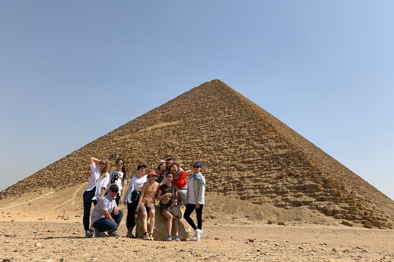 Viaje a Sakkara, las Pirámides de Memphis Dahshur y Felucca de 1 hora