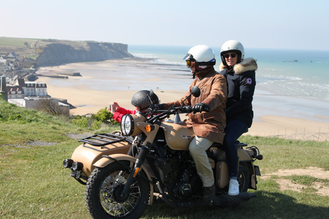 Bayeux: Tour privato in sidecar di mezza giornata della Normandia e della Seconda Guerra MondialeTour privato di mezza giornata in Sidecar della Normandia WWII 1 SideCar