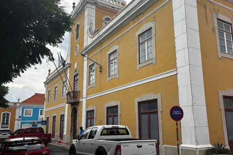 Old Town World Heritage: Historical Tour with a Local Guide