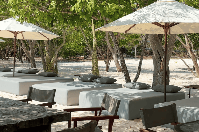 Cartagena: Private Beach Venue SABAI Daypass Cartagena: Private Beach Venue SABAI Day Pass
