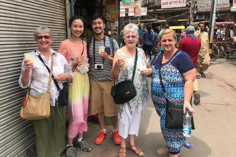 Agra - Gatumat Street Food Guidad promenad med kryddmarknad eller guideAgra: Historiska höjdpunkter Privat vandringstur