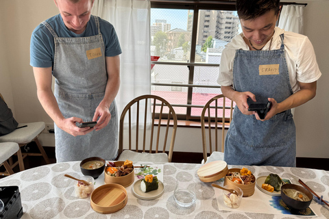 Tokyo Haneda: Hands-On Wappa Bento & Japanese Culture Homemade : Temari Sushi in a Traditional Wappa Bento Box