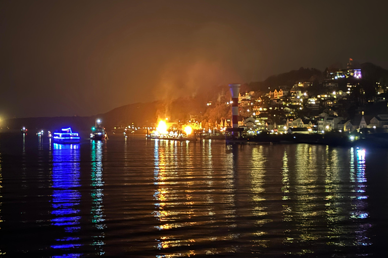 Hamburg: Easter Bonfire and Light Cruise on Easter Saturday