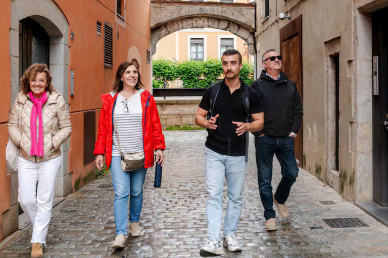 Girona: Walking Tour of Secrets, Stories, and Vantage Points