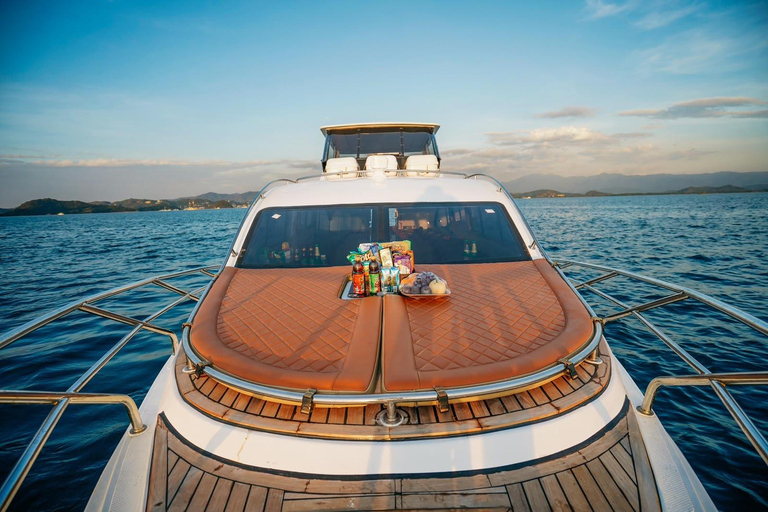 Labuan Bajo: 6 Island Komodo Speedboat Day Trip & Snorkeling