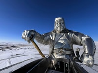 1 day tour Chinggis khan statue, Terelj national park - Housity