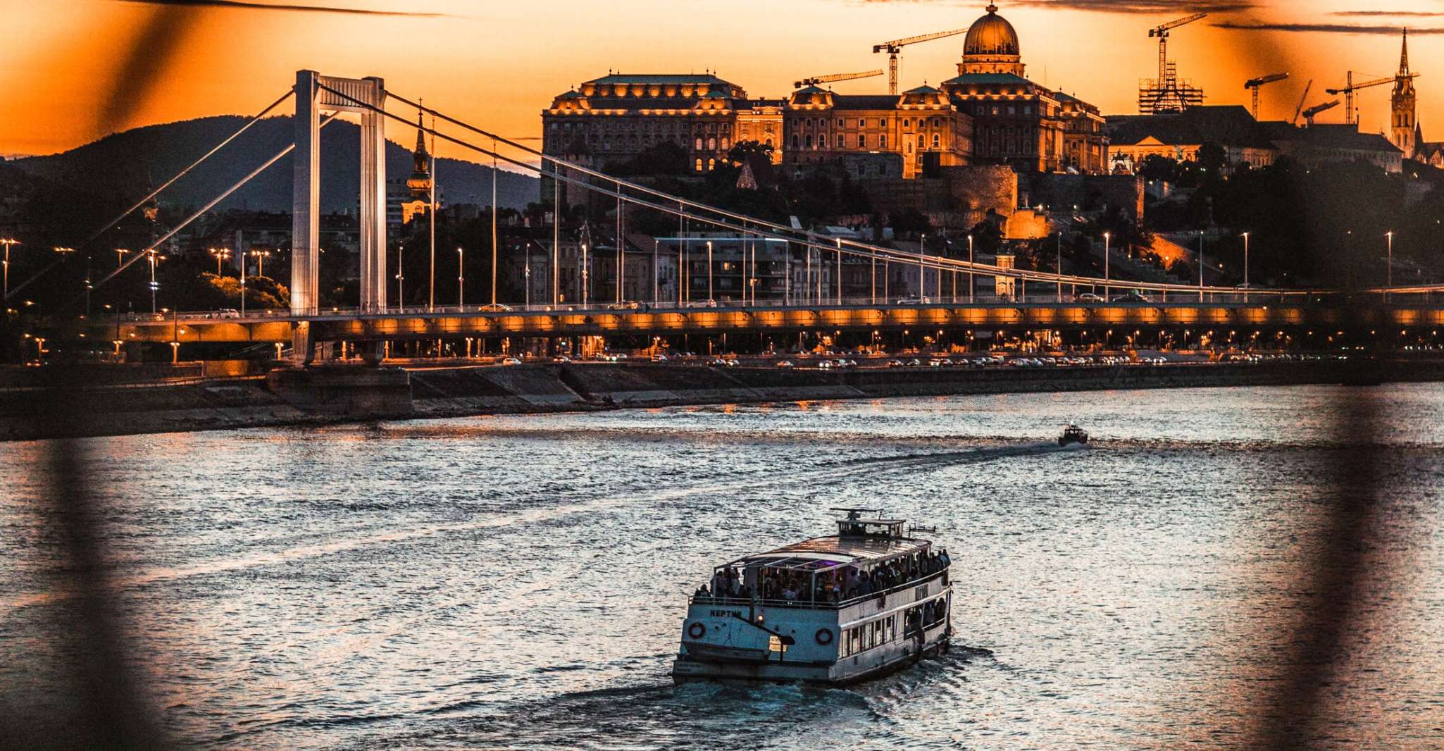 Budapest, City Highlights Cruise with Welcome Drink - Housity