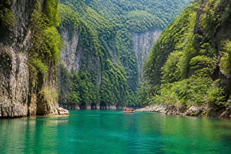 Zhangjiajie: Mengdong River Rafting Ticket with Transfer Rafting Ticket with Round-Trip Hotel Transfer