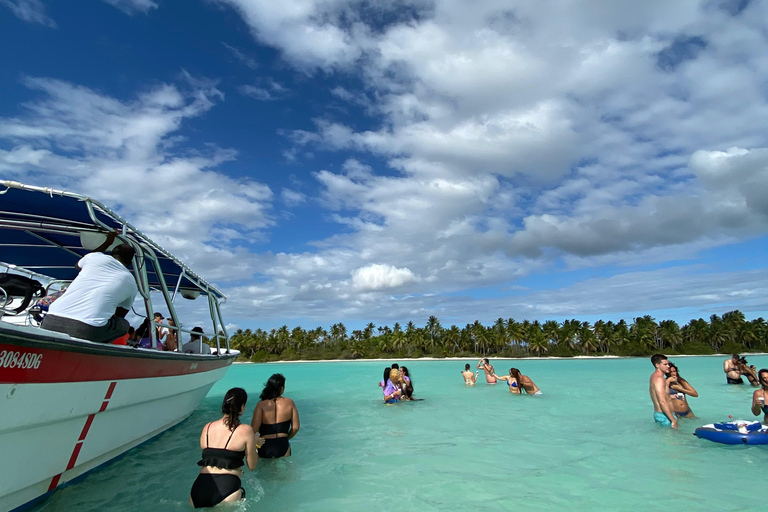 Saona Island VIP: 4 Beaches , Mano Juan & Canto de la Playa 4 Beaches VIP Saona Island: Mano Juan & Canto de la Playa