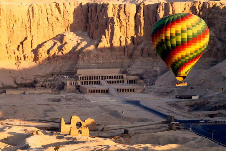 Hurghada: Luxor Highlights Private Tour & Balloon Ride