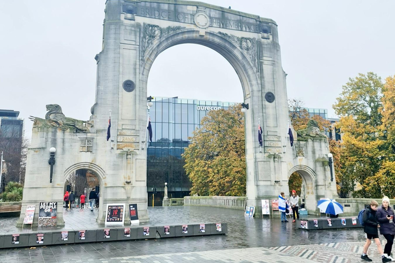 Christchurch City's Sights: Private Half Day Tour with Guide