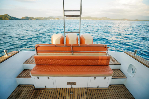 Labuan Bajo: 2 Day Komodo Trip & LoccalCollection Hotel Stay