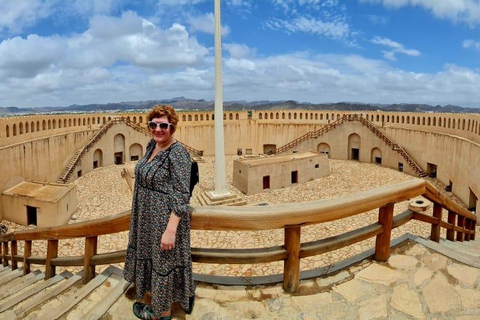 Muscat: Nizwa & Birkat Al Mouz Private Full Day Tour