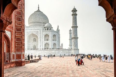 Privé Taj Mahal-tour met de snelste trein vanuit Delhi
