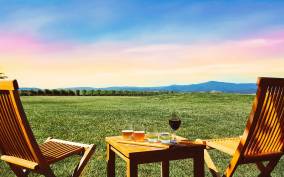 Melbourne: Yarra Valley Wines, Beer/Gin & Choc Tour & Lunch