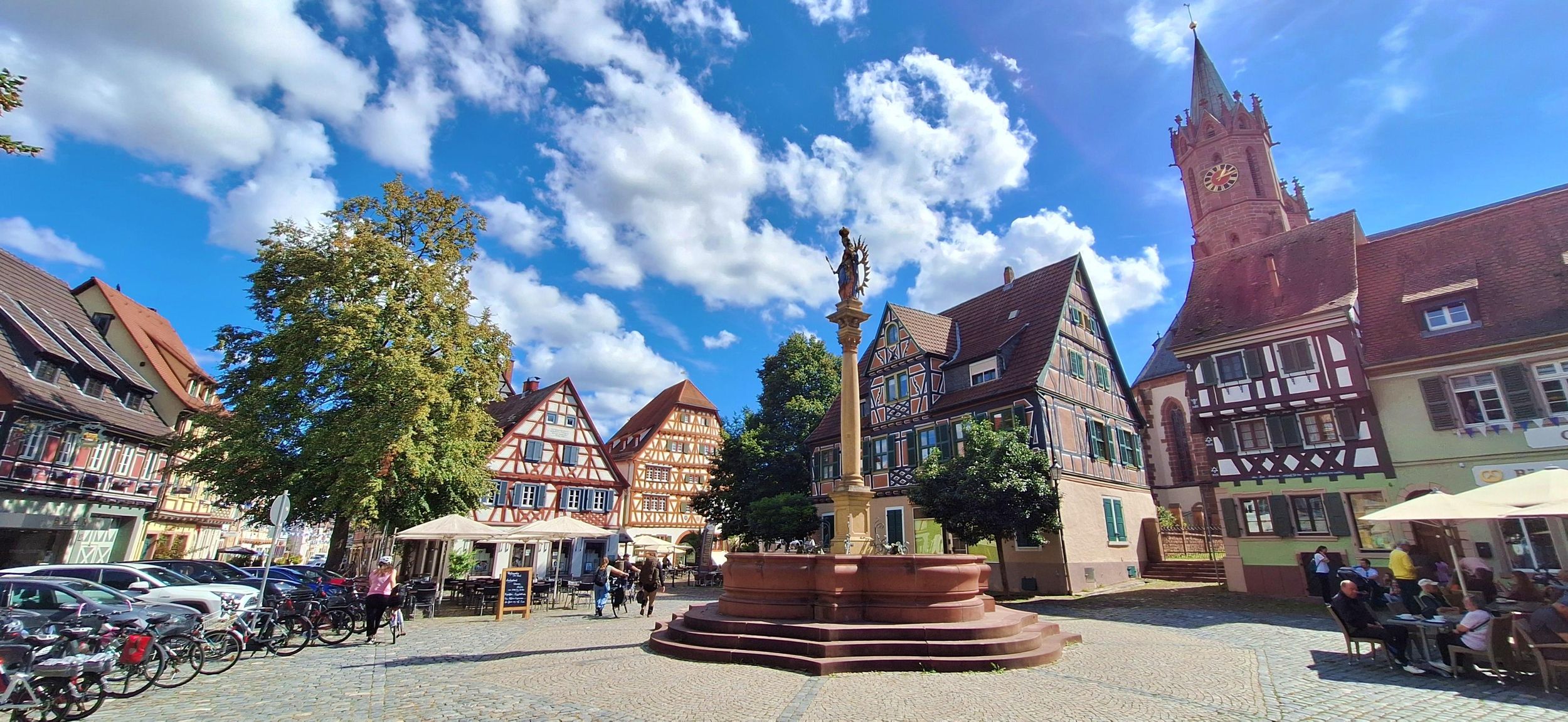 Ladenburg: Neckar, Römer, Fachwerk - eine Zeitreise ins Mittelalter