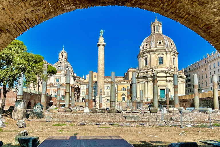 Rome's Hidden Underground Excavations & Colosseum Tour