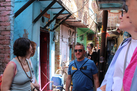 New Delhi: Sanjay Colony Slum & Old Delhi Street Food Tour