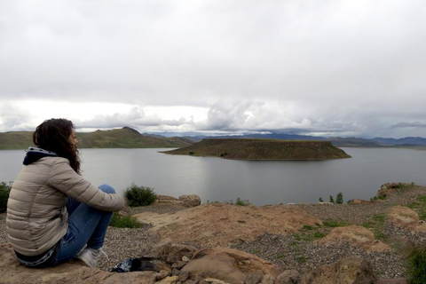 Verken de Sillustani tombes en de betovering van Atuncolla vanuit Puno