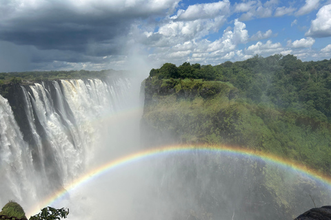 Victoria Falls Ultimate Two-Country Guided Walking Tour Victoria Falls: Guided Heritage Tour with 2 Countries