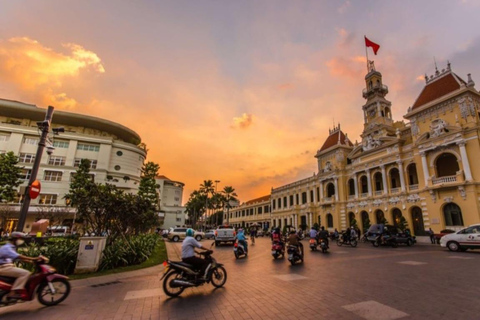 Dal porto di Phu My a Cu Chi, HCMC, Vung Tau Beach con auto privataAuto privata per Ho Chi Minh - Mercato di Ben Thanh