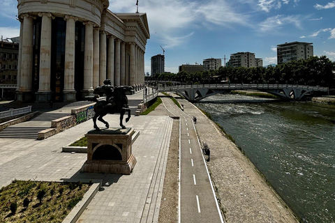 Macedônia do Norte - Skopje por um dia, grupo pequeno de SófiaPasseio cultural de um dia de Sofia a Skopje